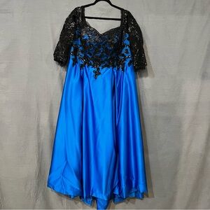 WEDDING BELLES NEW YORK Blue and Black Gown
